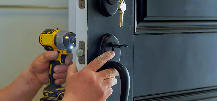 Commercial Door Lock Installation Alice