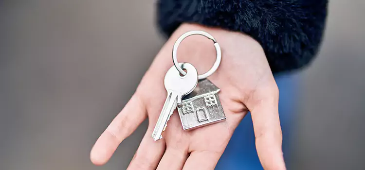 Trusted Broken Key Extraction Alice